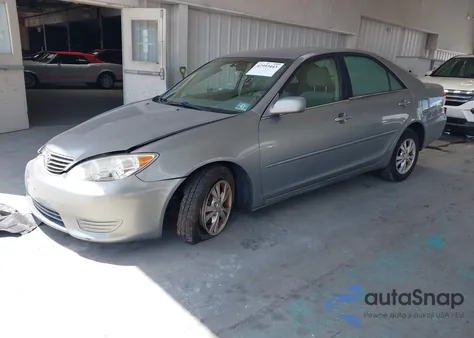 2006 Toyota Camry Le V6 z USA, uszkodzony, nr VIN 4T1BF32K56U623067